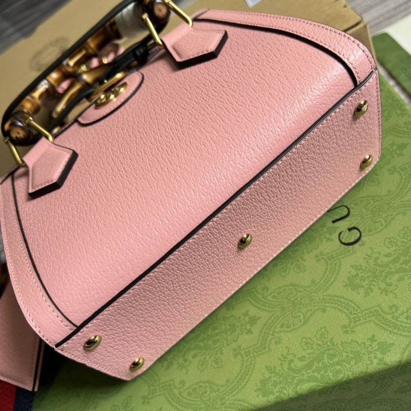Gvc*1 tote bags